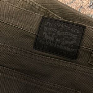 Levi’s 513 Olive Jean